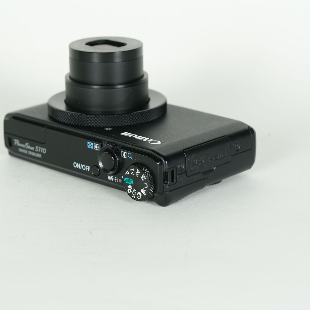 Canon PowerShot S110 ブラックの出品 | ONE SCENE（ワンシーン）