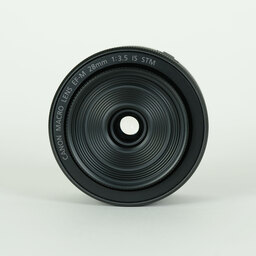 Canon EF-M28mm F3.5 マクロ IS STM