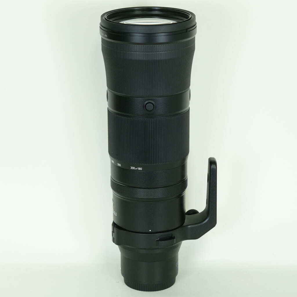 Nikon NIKKOR Z 180-600mm f/5.6-6.3 VR Nikon NIKKOR Z 180-600mm f/5.6-6.3 VR