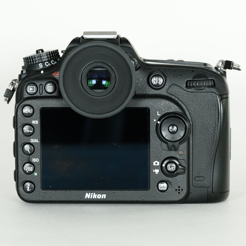 Nikon D7200