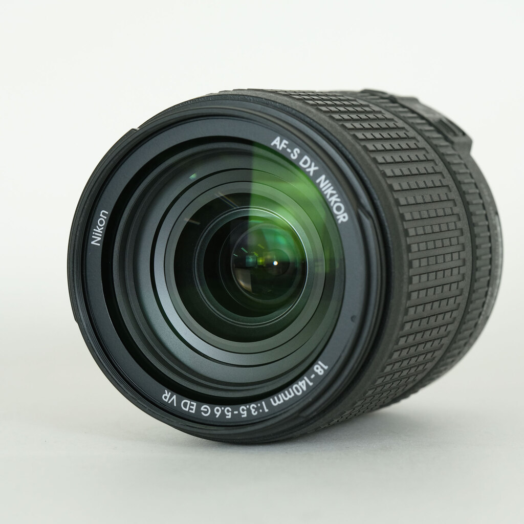 Nikon AF-S DX NIKKOR 18-140mm F3.5-5.6G ED VR