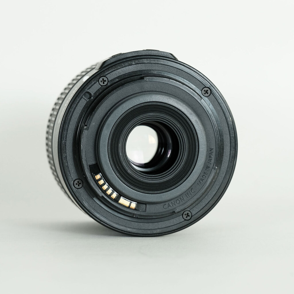 Canon EF-S18-55mm F3.5-5.6 IS