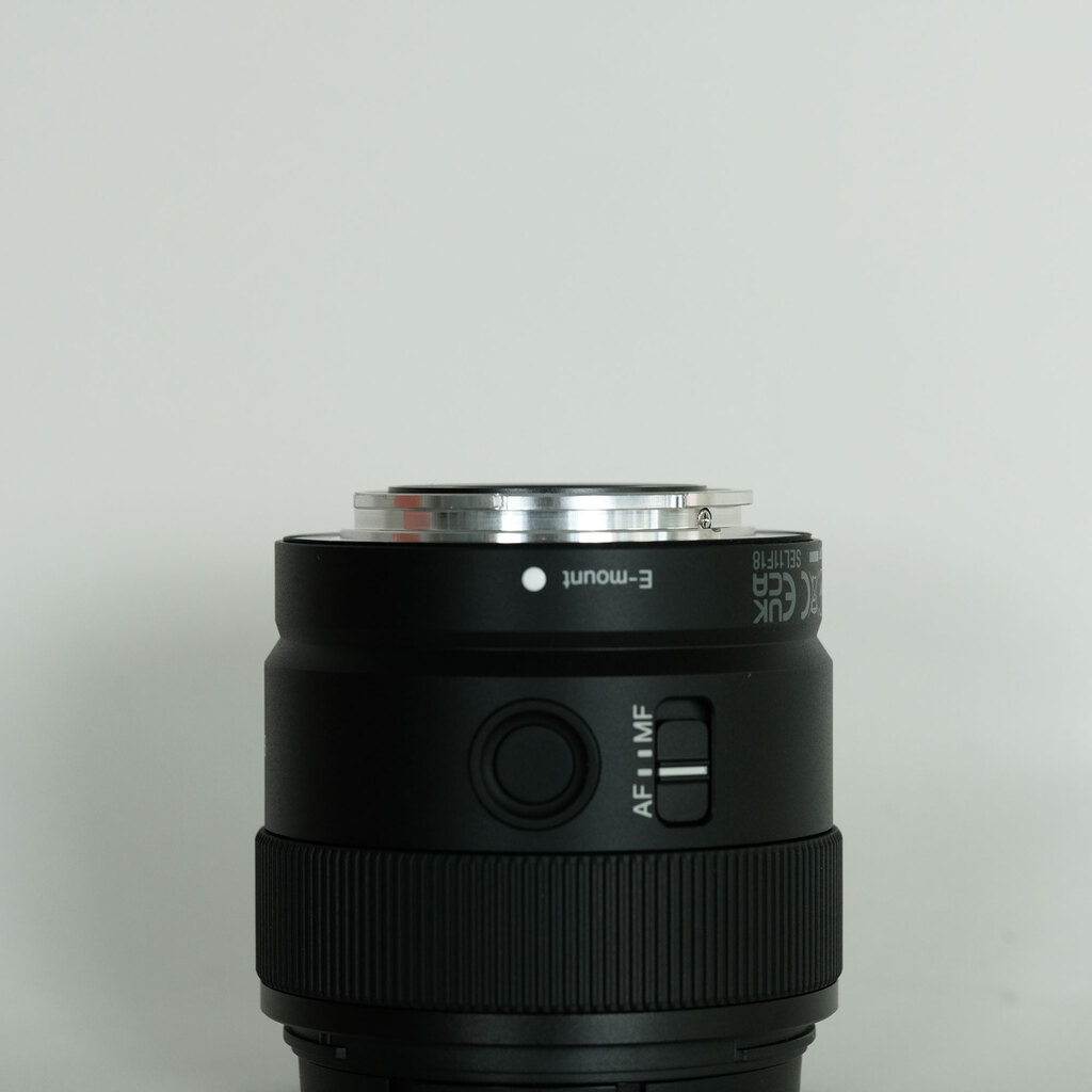 SONY E 11mm F1.8 SEL11F18