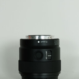 SONY E 11mm F1.8 SEL11F18