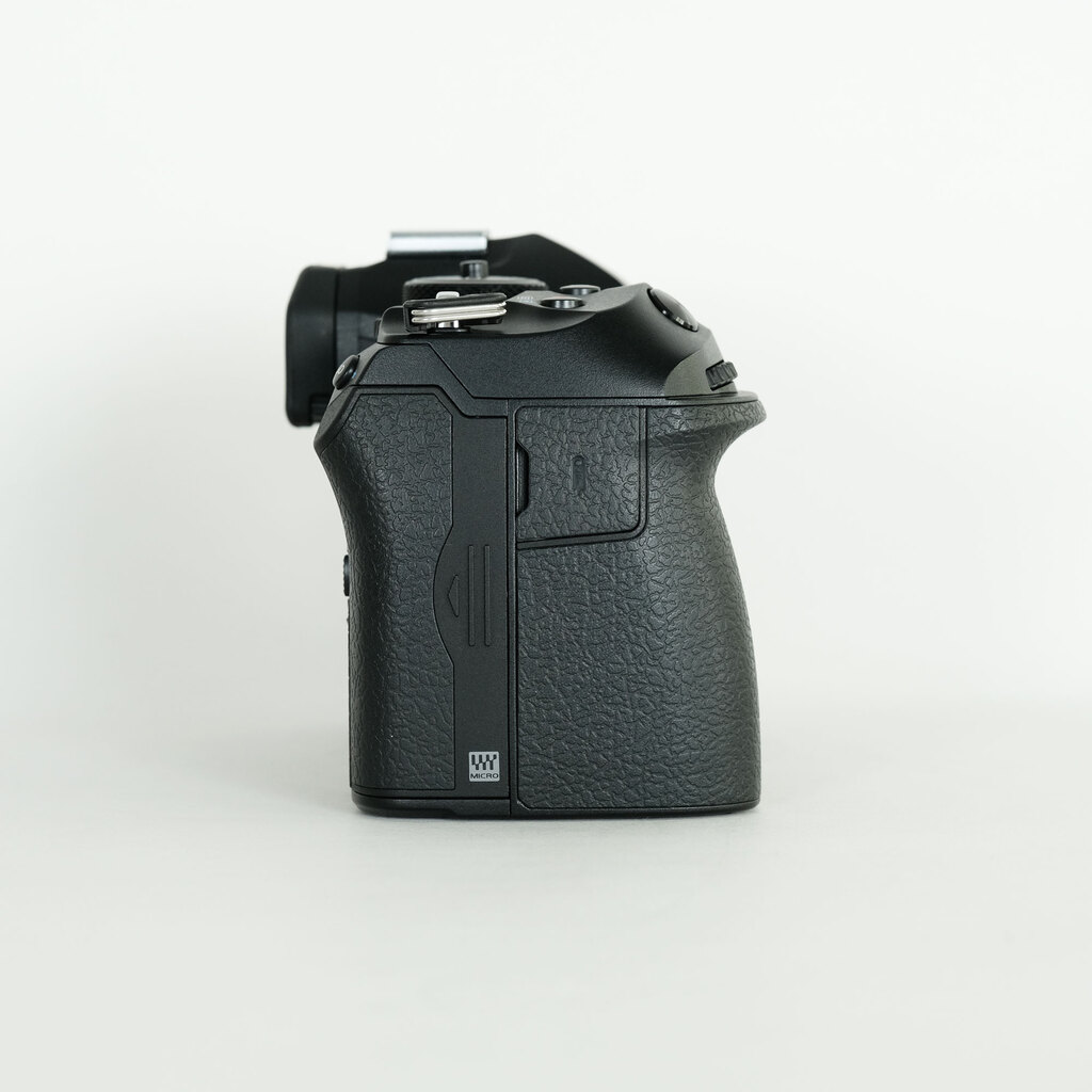 OM SYSTEM OM-1 Mark II OM SYSTEM OM-1 Mark II