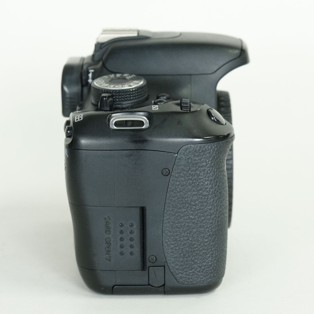 Canon EOS Kiss X5 ボディ