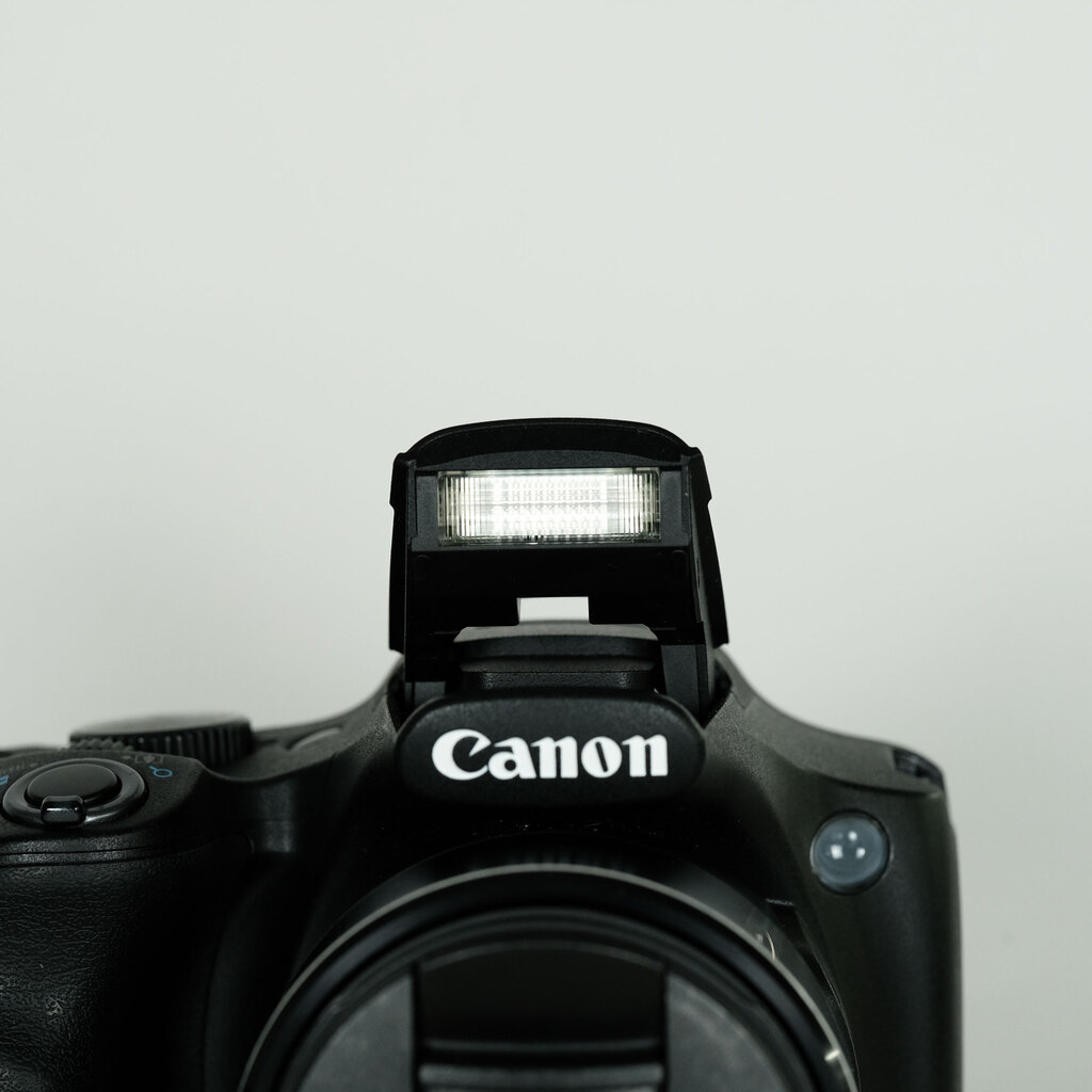 Canon PowerShot SX530 HS Canon PowerShot SX530 HS