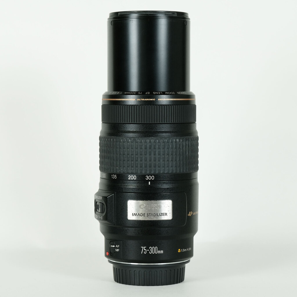 Canon EF75-300mm F4-5.6 IS USM