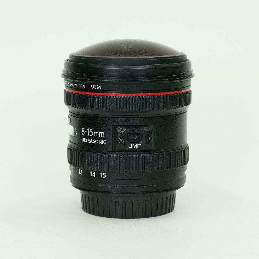 Canon EF8-15mm F4L フィッシュアイ USM Canon EF8-15mm F4L フィッシュアイ USM