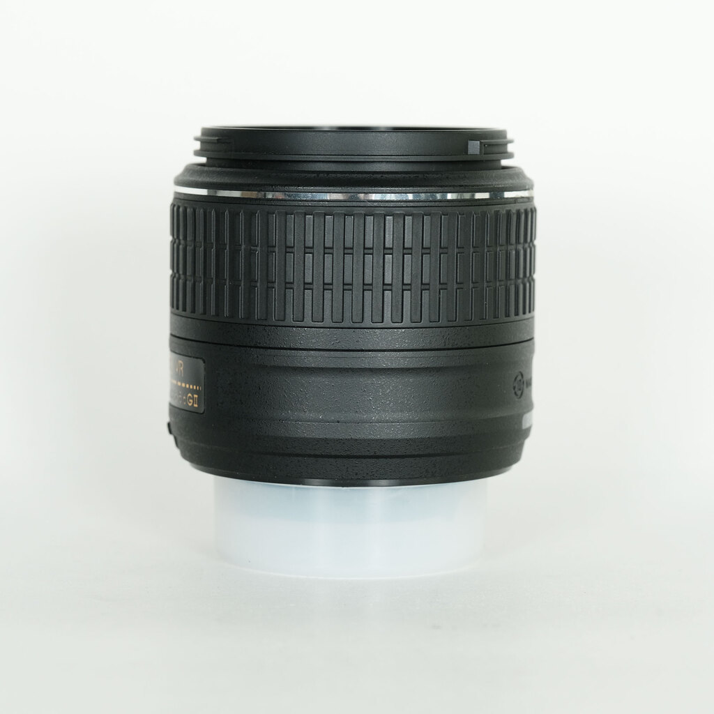 Nikon AF-S DX NIKKOR 18-55mm f3.5-5.6G VR II