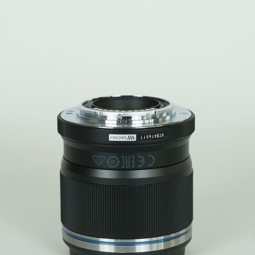 OLYMPUS M.ZUIKO DIGITAL ED 30mm F3.5 Macro OLYMPUS M.ZUIKO DIGITAL ED 30mm F3.5 Macro