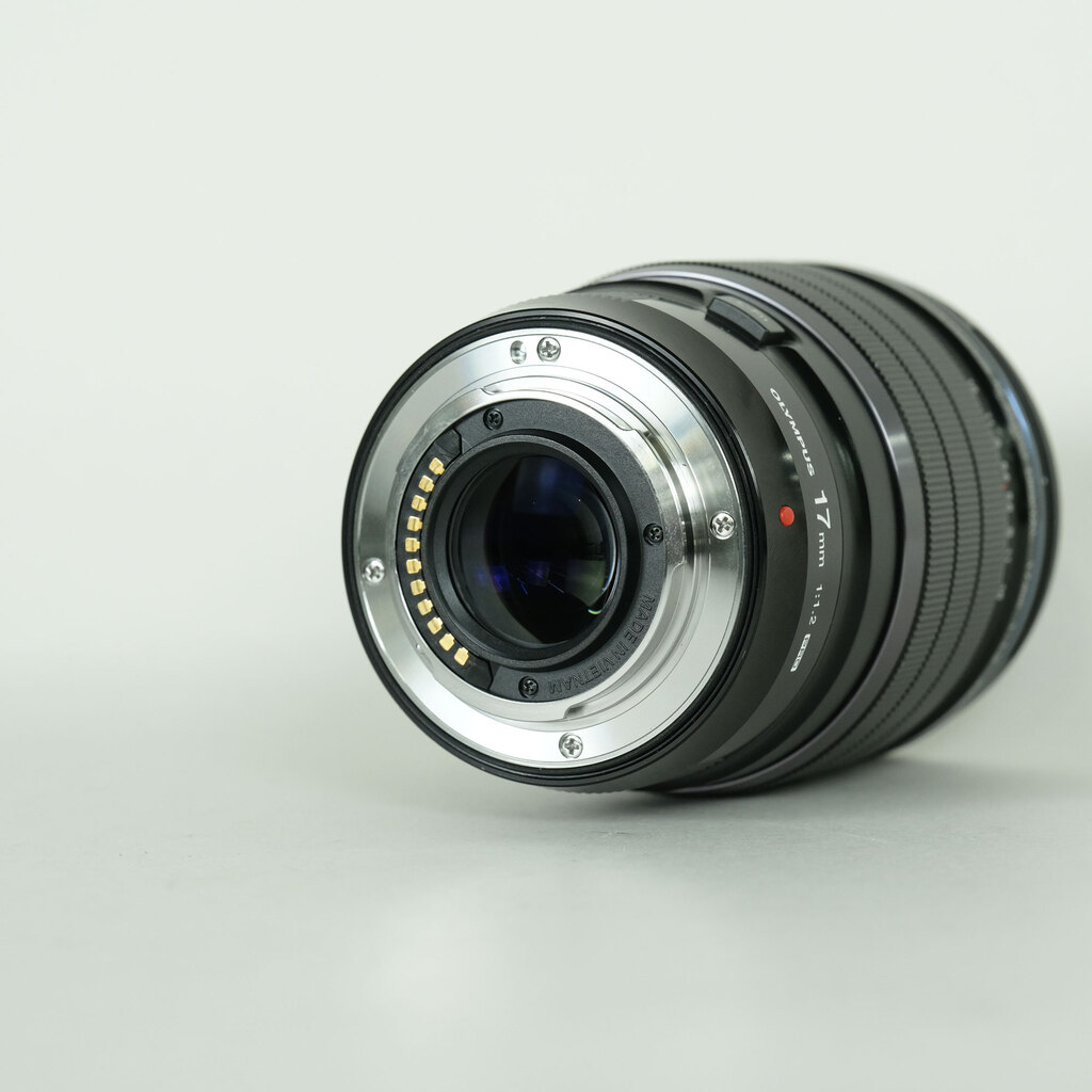 OLYMPUS M.ZUIKO DIGITAL ED 17mm F1.2 PROの出品 | ONE SCENE（ワン