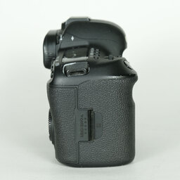 Canon EOS 5D Mark IV Canon EOS 5D Mark IV