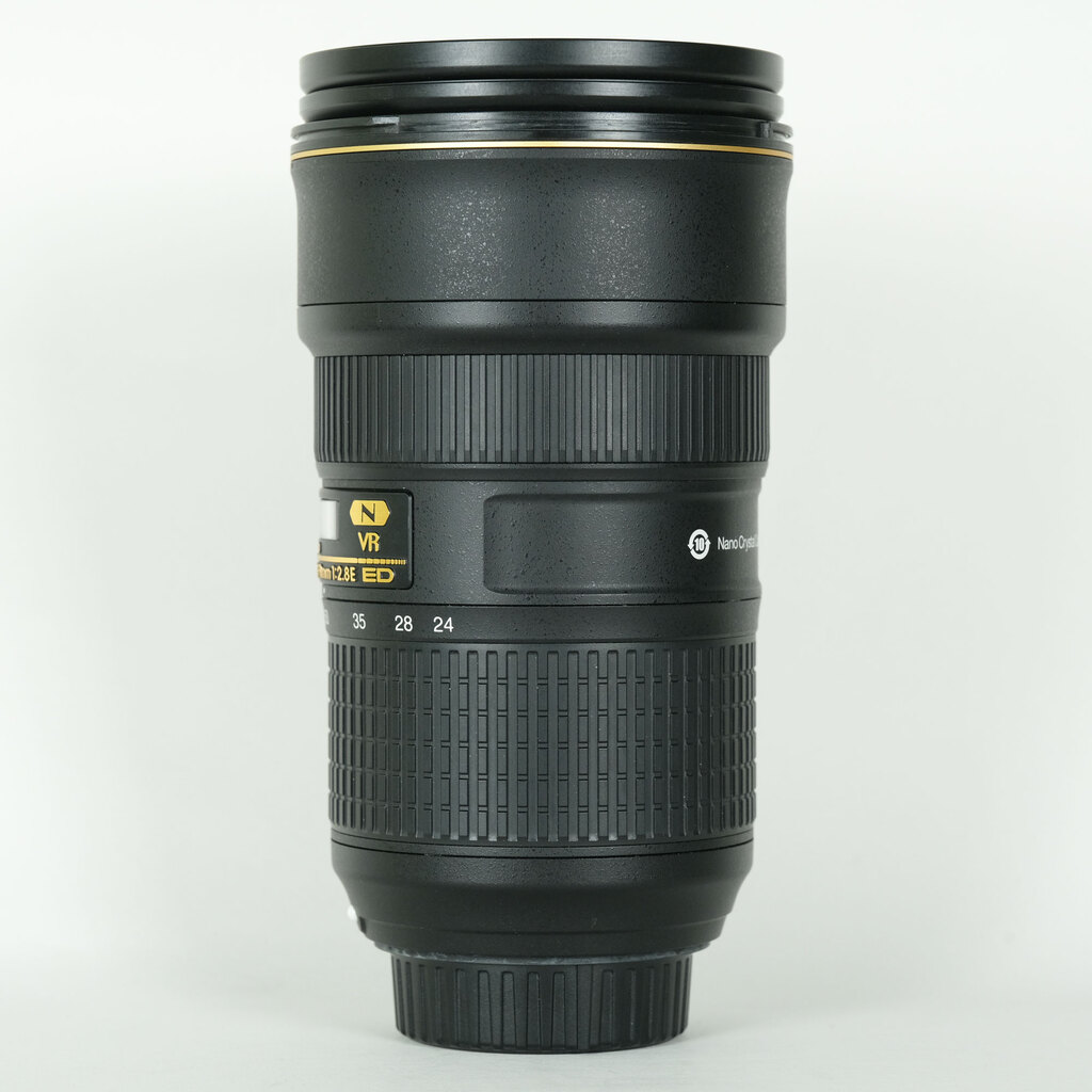 Nikon AF-S NIKKOR 24-70mm f/2.8E ED VR Nikon AF-S NIKKOR 24-70mm f/2.8E ED VR