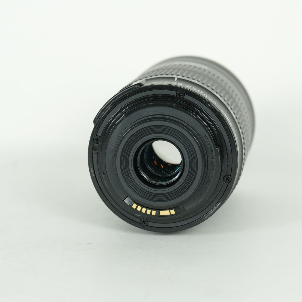 Canon EF-S55-250mm F4-5.6 IS STMの出品 | ONE SCENE（ワンシーン）