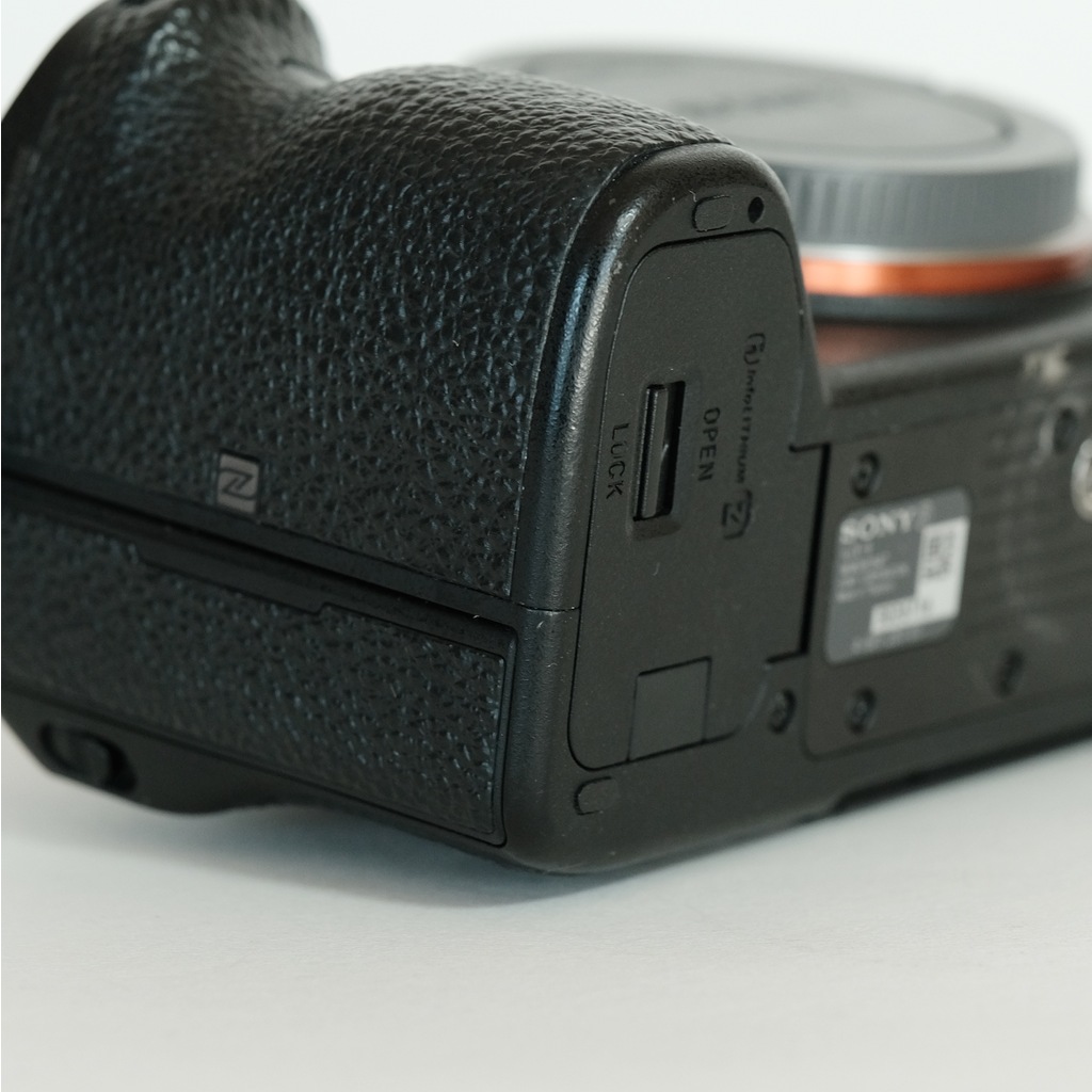 SONY α9（ILCE-9）の出品 | ONE SCENE（ワンシーン）