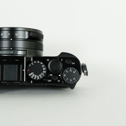 Panasonic LUMIX DC-LX100M2 Panasonic LUMIX DC-LX100M2