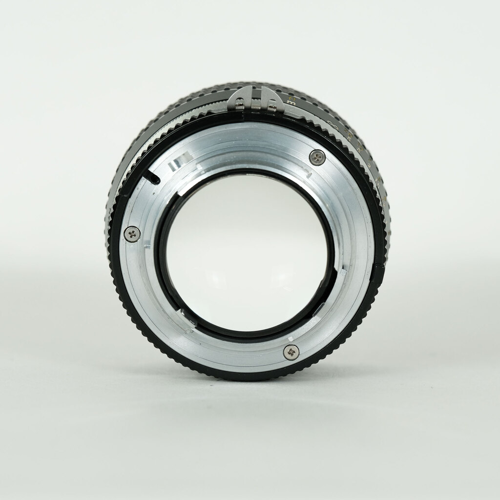 Nikon AI Nikkor 50mm f/1.2S Nikon AI Nikkor 50mm f/1.2S