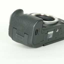 Canon EOS R5