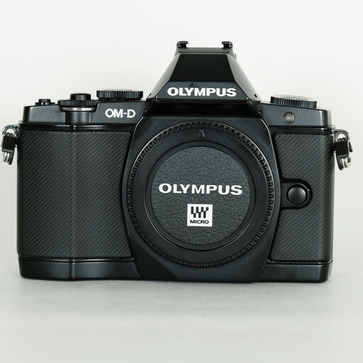 OLYMPUS OM-D E-M5 ボディ ブラック
