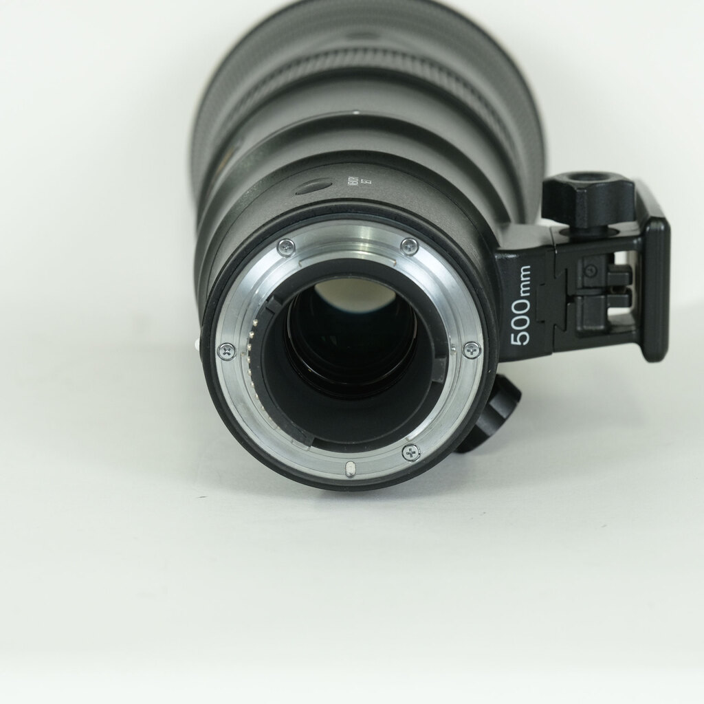 Nikon AF-S NIKKOR 500mm f/5.6E PF ED VR