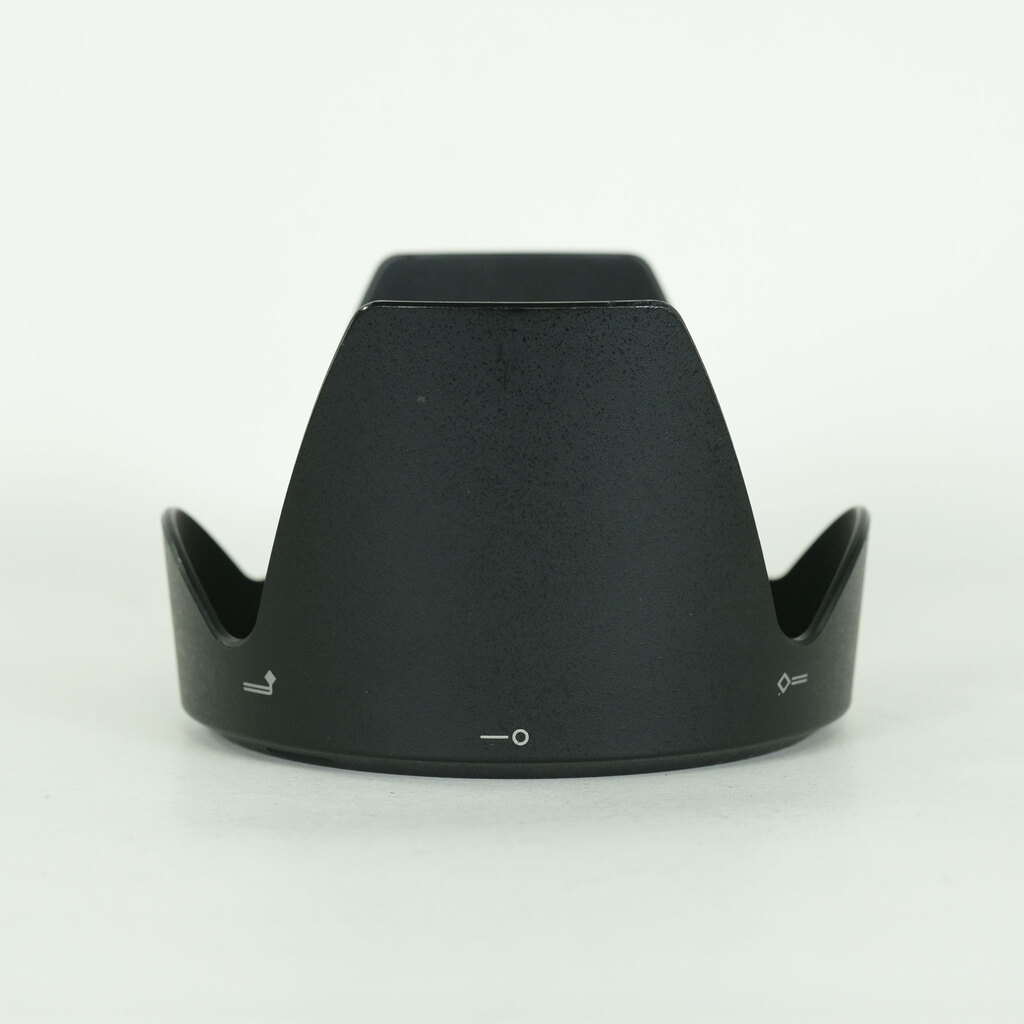 Nikon AF-S NIKKOR 28-300mm f/3.5-5.6G ED VR Nikon AF-S NIKKOR 28-300mm f/3.5-5.6G ED VR