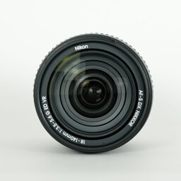 Nikon AF-S DX NIKKOR 18-140mm F3.5-5.6G ED VR