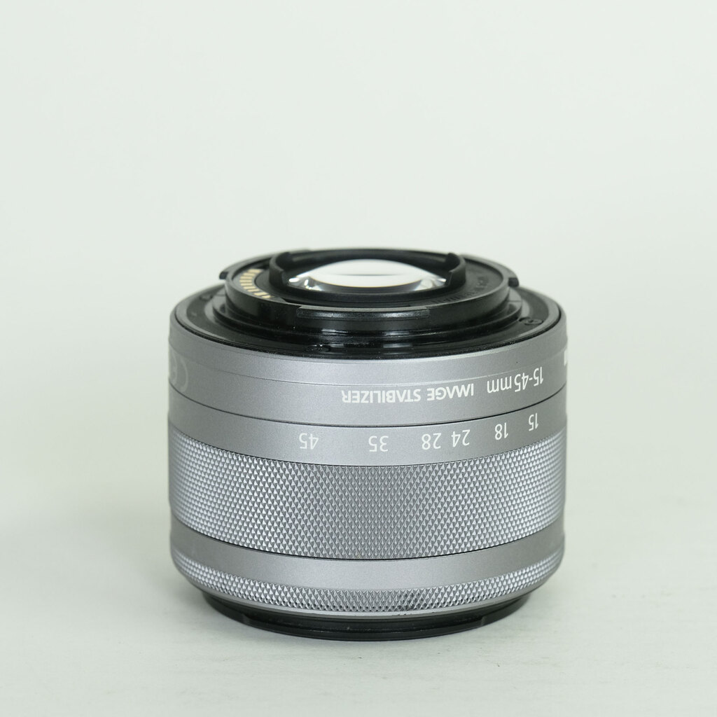 Canon EF-M15-45mm F3.5-6.3 IS STM