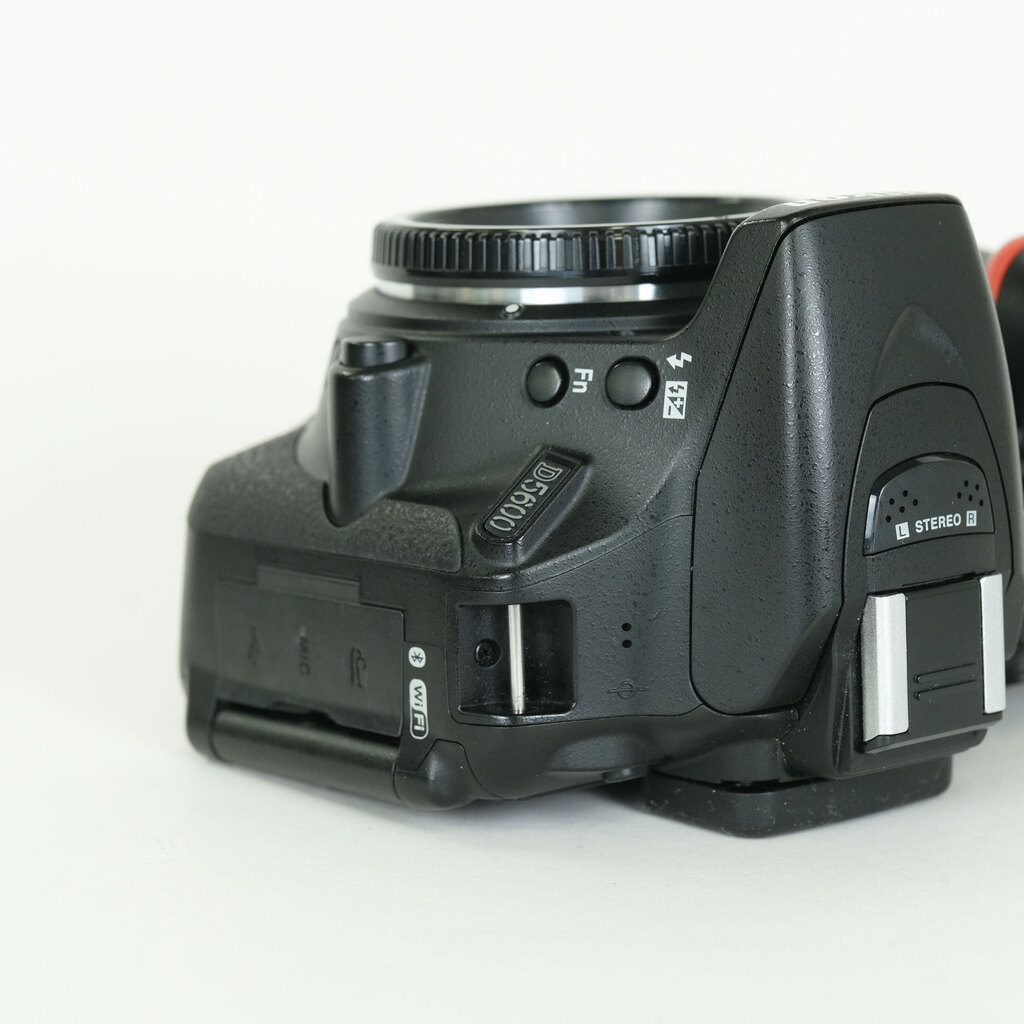 Nikon D5600