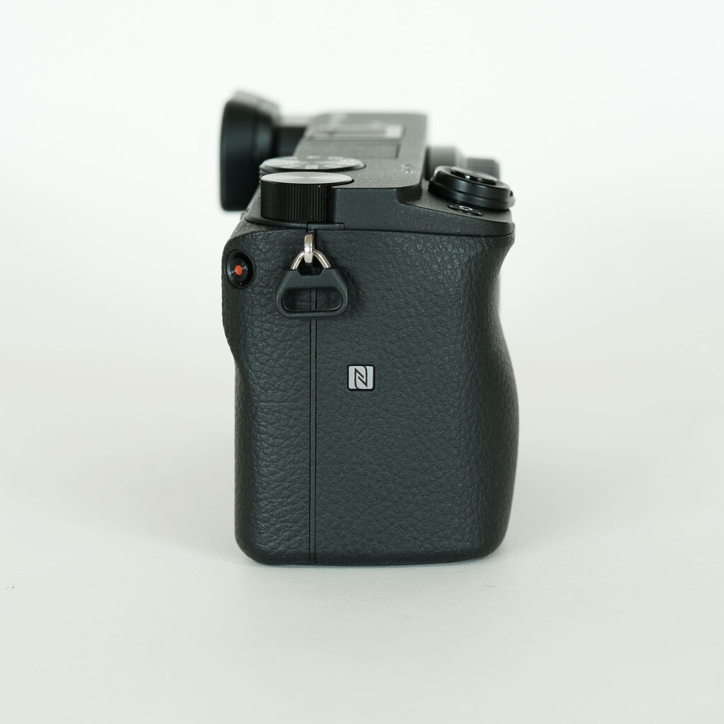 SONY α6400（ILCE-6400）