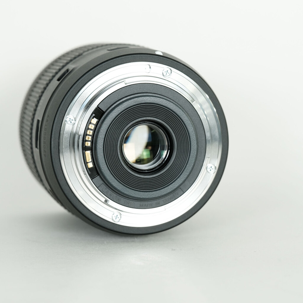 Canon EF-S18-135mm F3.5-5.6 IS USM