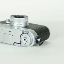 FUJIFILM X half X-HF1
