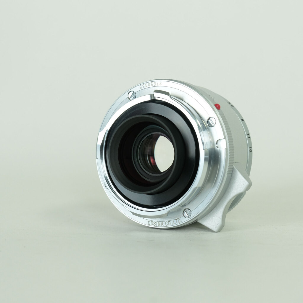 コシナ フォクトレンダー COLOR-SKOPAR 50mm F2.2 VM シルバー コシナ フォクトレンダー COLOR-SKOPAR 50mm F2.2 VM シルバー