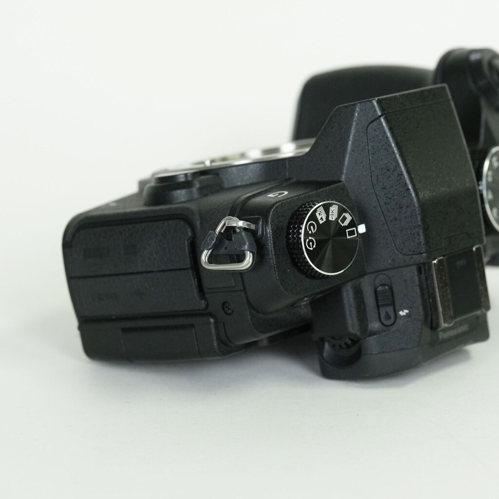 Panasonic LUMIX DMC-G8