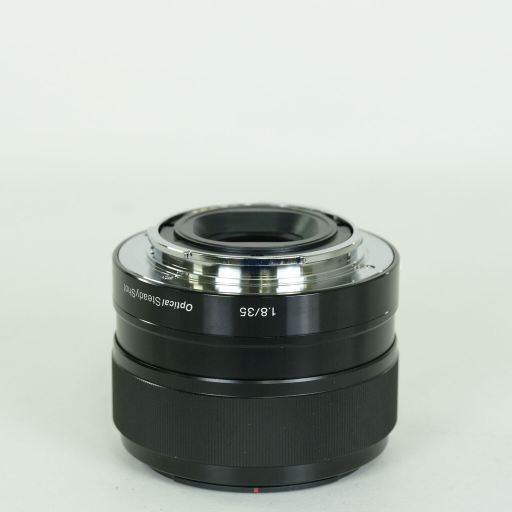 SONY E 35mm F1.8 OSS SEL35F18
