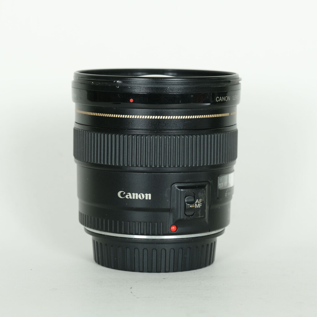 Canon EF20mm F2.8 USM