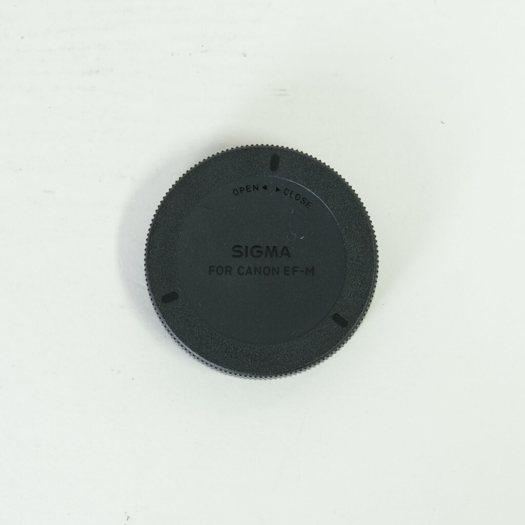 SIGMA 30mm F1.4 DC DN｜Contemporary [キヤノンM用]