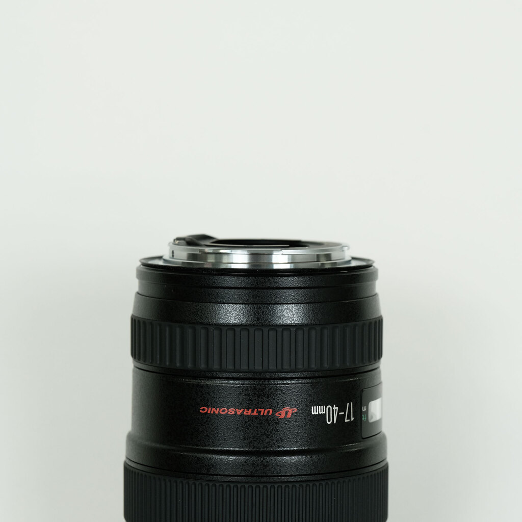 Canon EF17-40mm F4L USM Canon EF17-40mm F4L USM