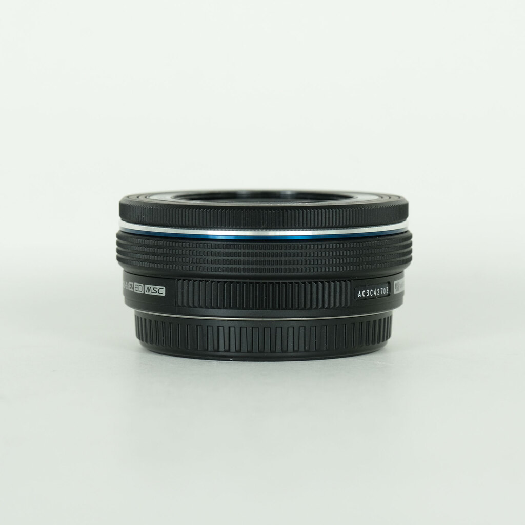 OLYMPUS M.ZUIKO DIGITAL ED 14-42mm F3.5-5.6 EZ ブラックの出品