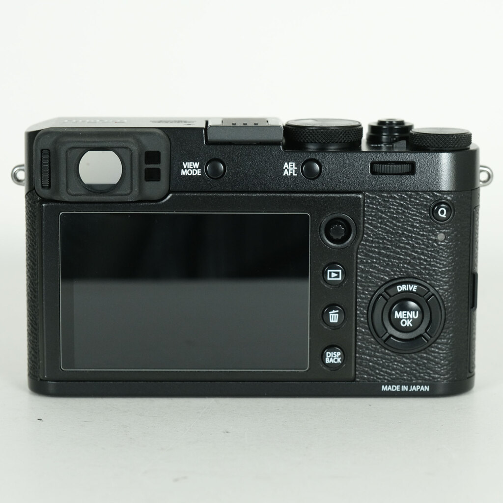 FUJIFILM X100F ブラック FUJIFILM X100F ブラック
