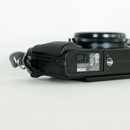 FUJIFILM X70 ブラック