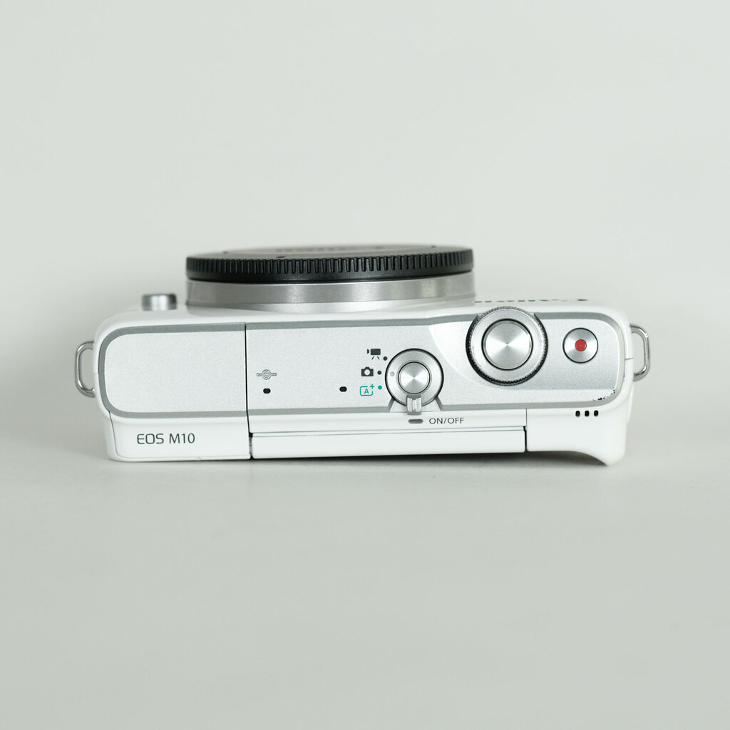 Canon EOS M10 ボディ ホワイト