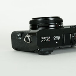 FUJIFILM X100V ブラック