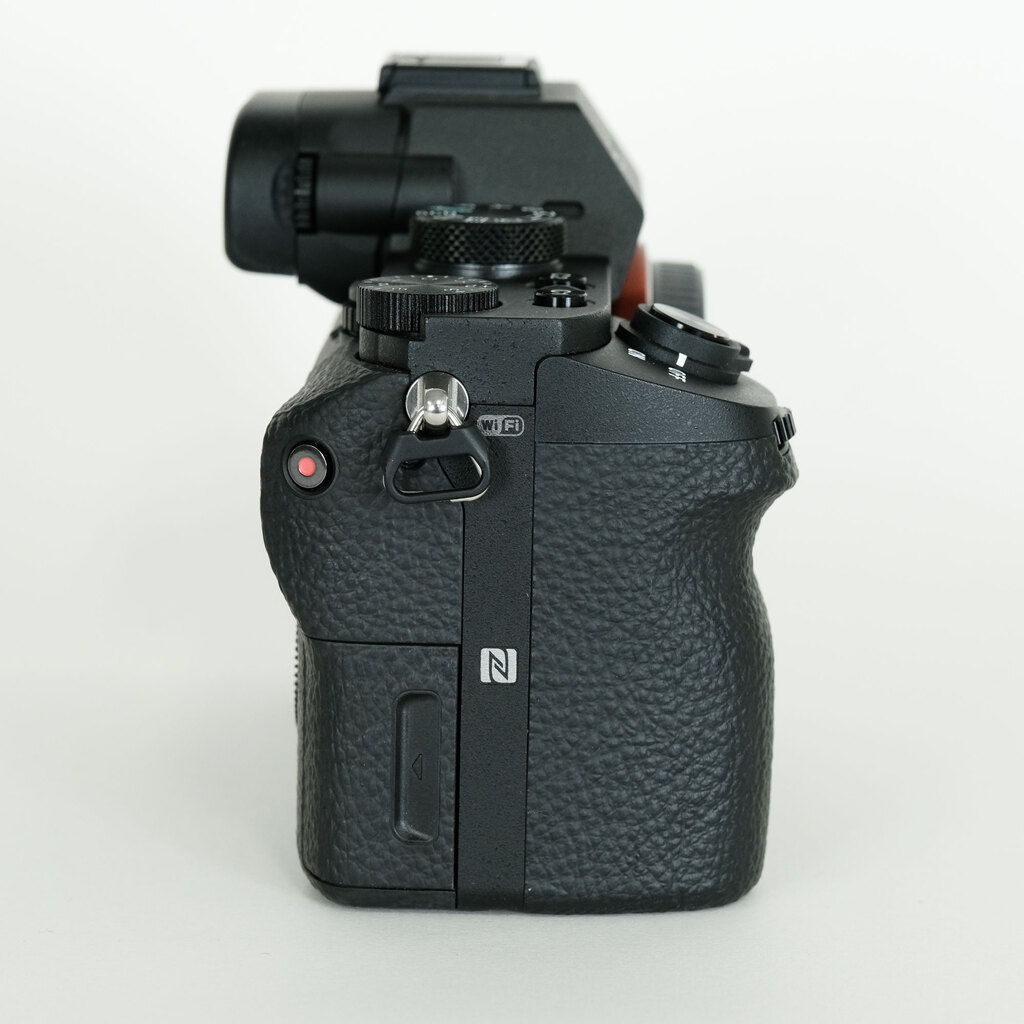 SONY α7 II(ILCE-7M2) SONY α7 II(ILCE-7M2)