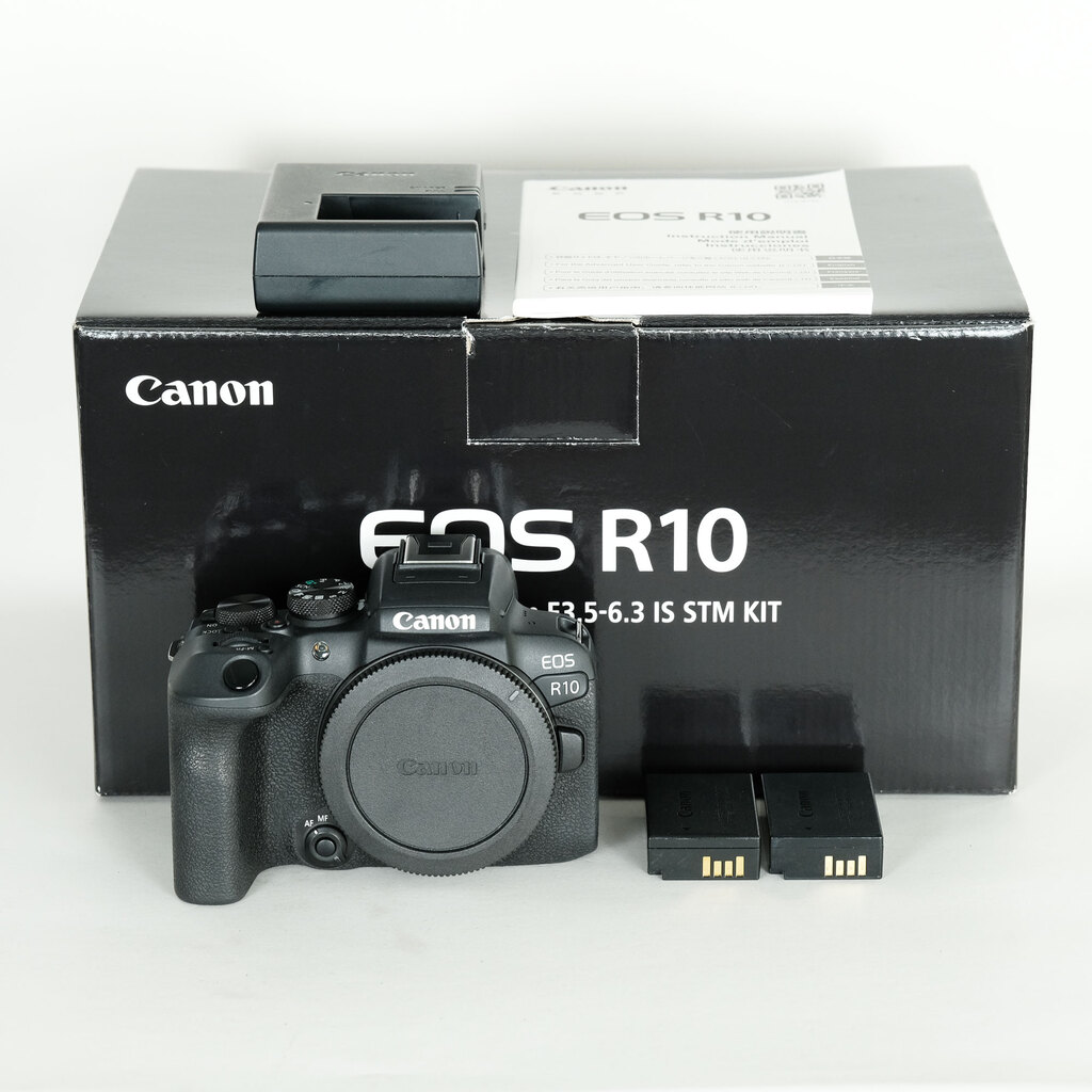 Canon EOS R10