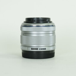 OLYMPUS M.ZUIKO DIGITAL 14-42mm F3.5-5.6IIR シルバー