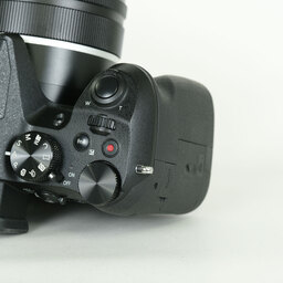 Panasonic LUMIX DMC-FZH1