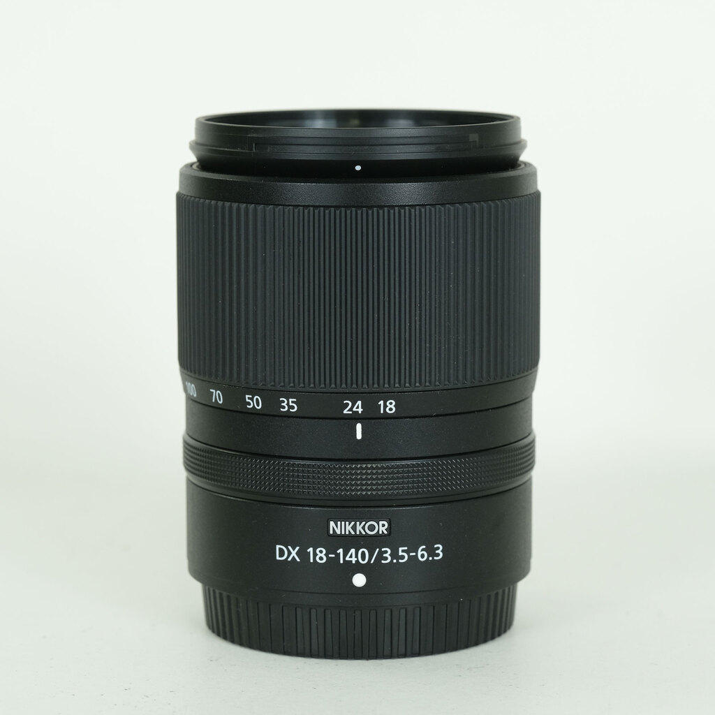 Nikon NIKKOR Z DX 18-140mm f/3.5-6.3 VR Nikon NIKKOR Z DX 18-140mm f/3.5-6.3 VR