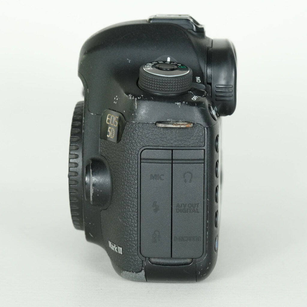 Canon EOS 5D Mark III