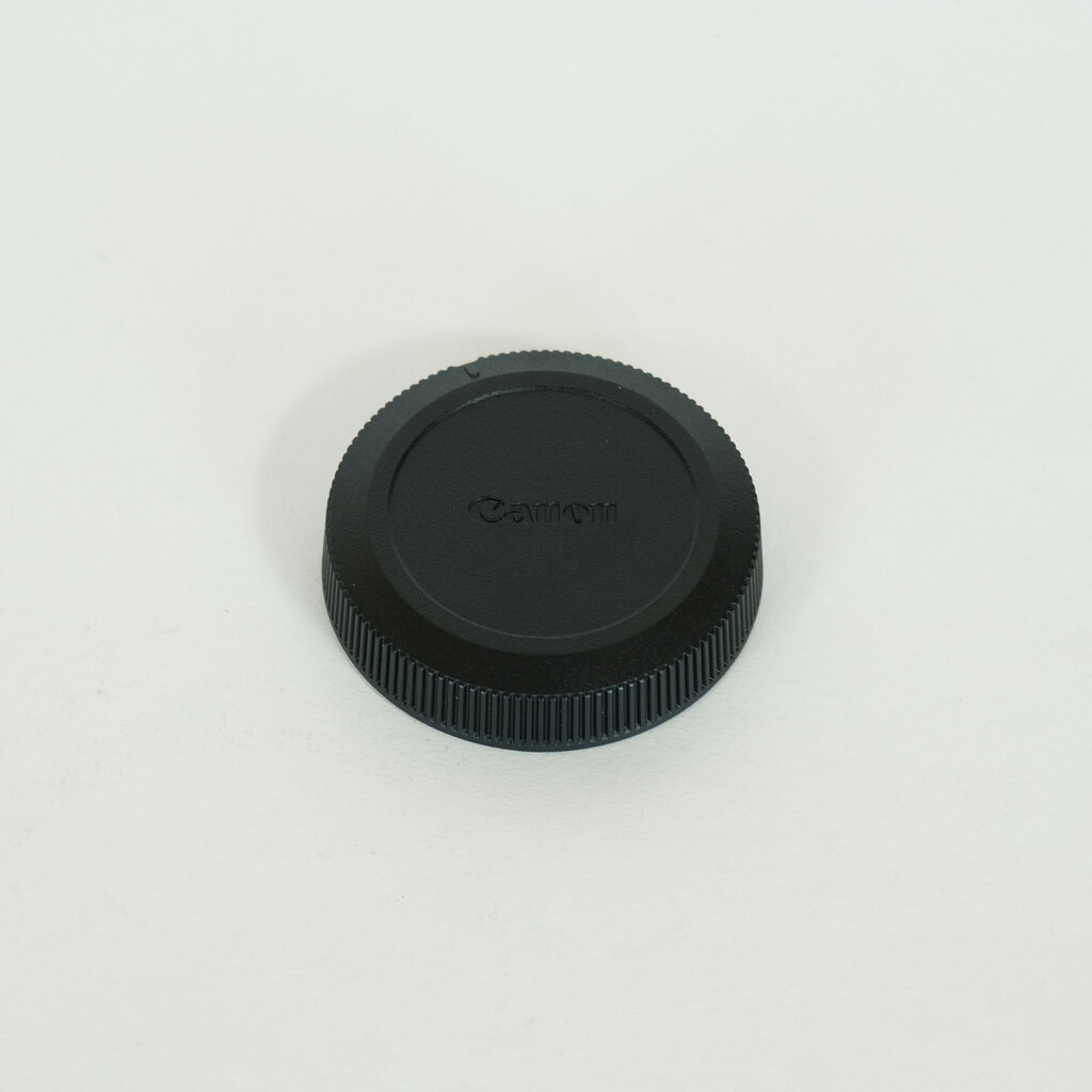 Canon RF35mm F1.8 MACRO IS STM